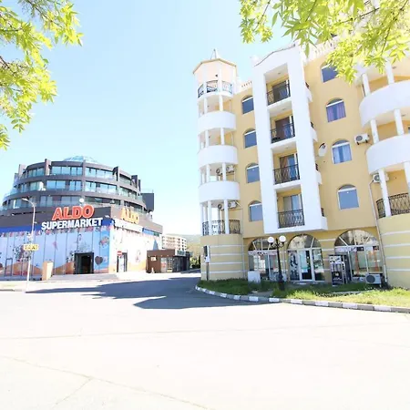 Victoria - Menada Apartmán